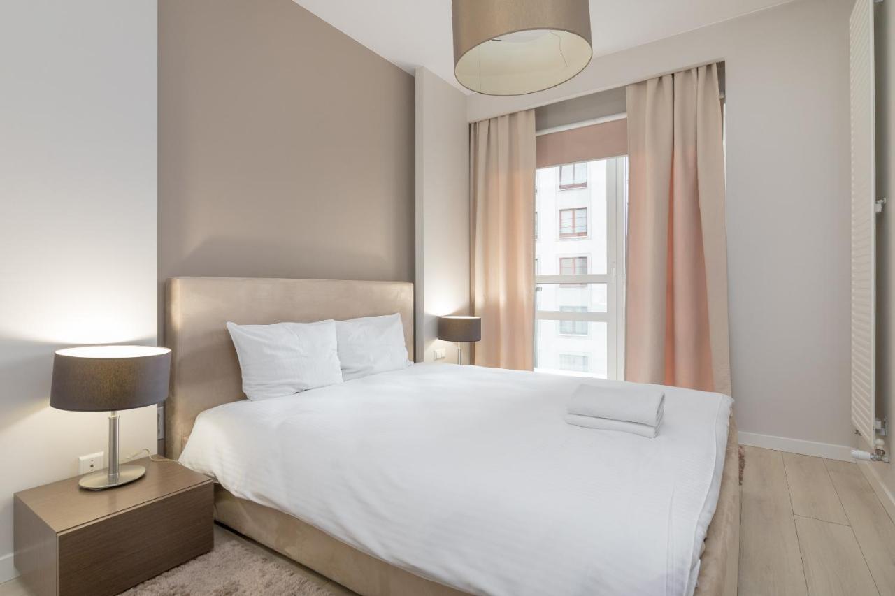 ורשה Grzybowska Platinum Apartment Tower A מראה חיצוני תמונה