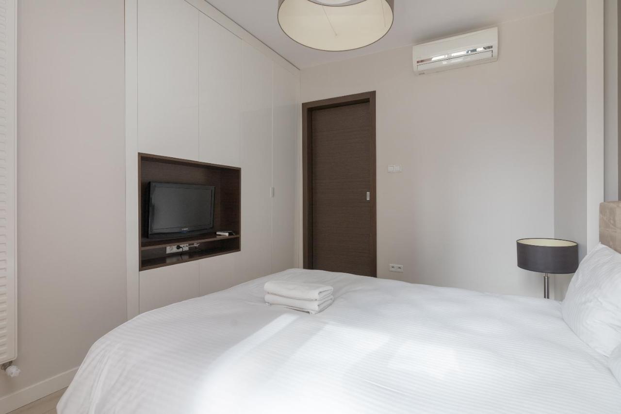 ורשה Grzybowska Platinum Apartment Tower A מראה חיצוני תמונה