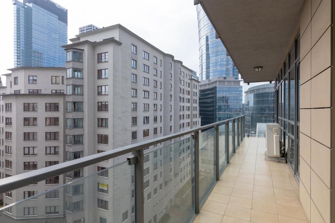ורשה Grzybowska Platinum Apartment Tower A מראה חיצוני תמונה
